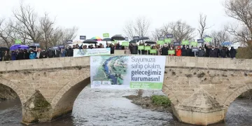 ‘Dünya Su Günü’nde, Nilüfer Çayı’na dikkat çektiler