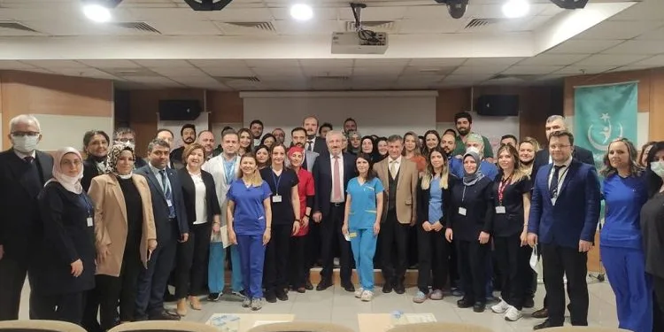 Bursa’da yoğun bakım hemşirelerine sertifika