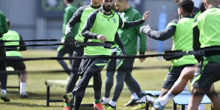 Bursaspor sahada kuvvet çalıştı
