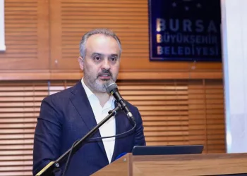 Başkan Aktaş sempozyum açılışında konuştu