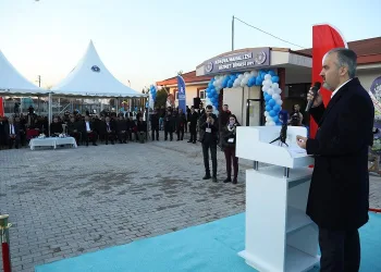 Bursa Mustafakemalpaşa’da çifte açılış
