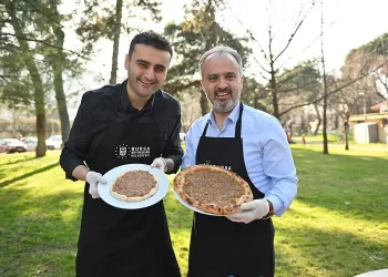 CZN Burak’ın Londra’daki ortağı Ronaldo