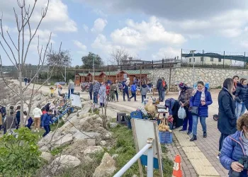 Eskikaraağaç Leylek Köyü’ne ziyaretçi akını