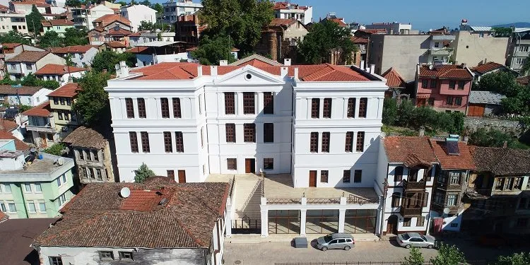 Taş Mektep kent kültürüne kazandırılıyor