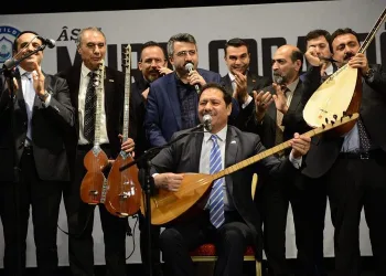 Âşık Murat Çobanoğlu Yıldırım’da anıldı