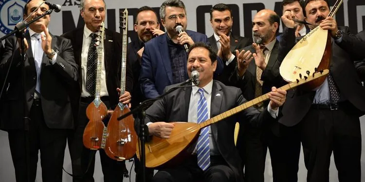 Âşık Murat Çobanoğlu Yıldırım’da anıldı