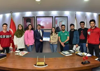Üreten gençlere ‘Yıldırım’ destek