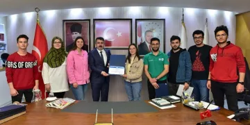 Üreten gençlere ‘Yıldırım’ destek