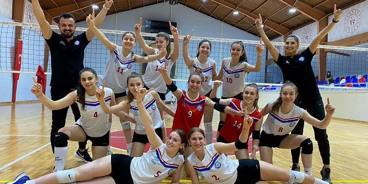 Nilüfer Belediyespor’dan 4 şampiyonluk