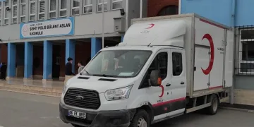 Bursa’da öğretmen ve veliler kan bağışladı