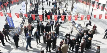 Fotoğraflarla Yenişehir sergisine yoğun ilgi