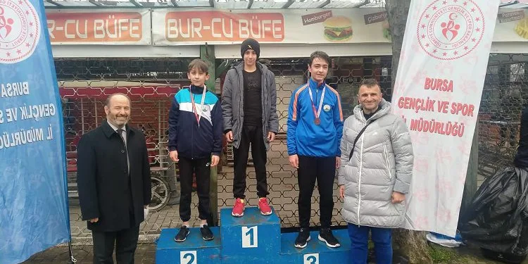 Osmangazili atletlerden büyük başarı