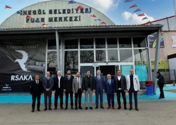 Başkan Taban MODEF fuarını ziyaret etti