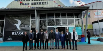 Başkan Taban MODEF fuarını ziyaret etti