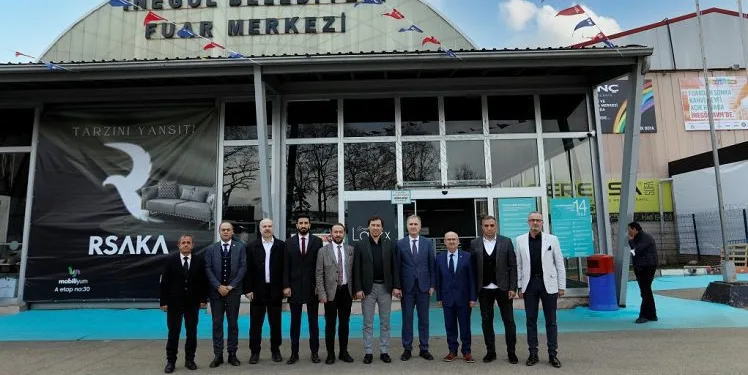 Başkan Taban MODEF fuarını ziyaret etti