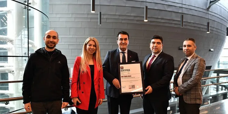 Osmangazi Belediyesi kurumsal kalitesini belgeledi
