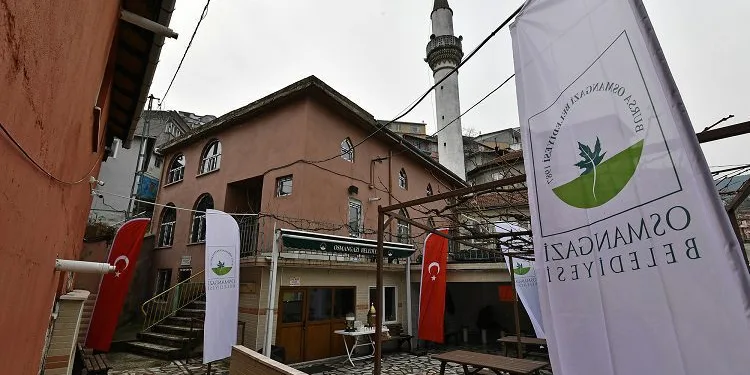 Seydi Nasır Camii’nde çevre düzenlemesi tamamlandı