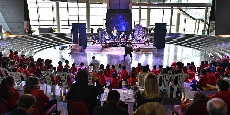 ‘Tıngır Mıngır Ülke’ çocuklarla buluştu
