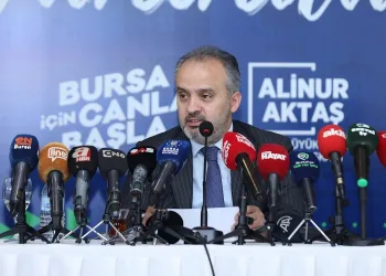 Bursa’da öğrencilere 500 TL’lik burs desteği başlıyor