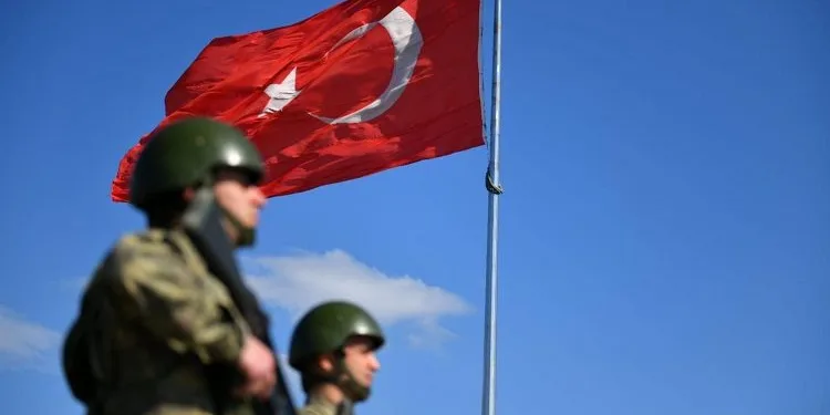 Türkiye’ye geçmeye çalışan 2 DEAŞ’lı yakalandı