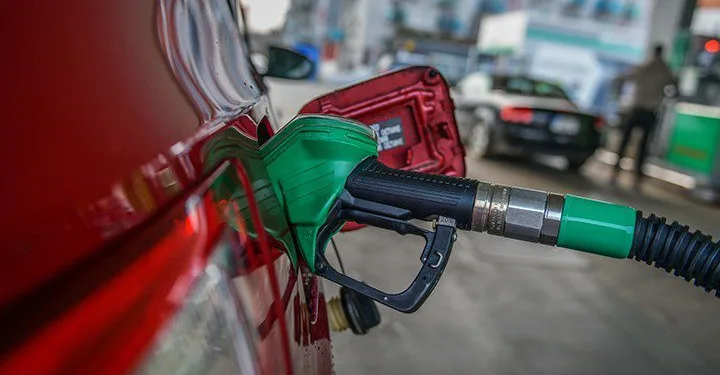 Benzin ve motorine 3 günde 3’üncü zam