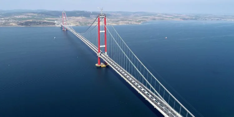 Bursa Büyükşehir tiyatrosu Malatya’da sahne aldı
