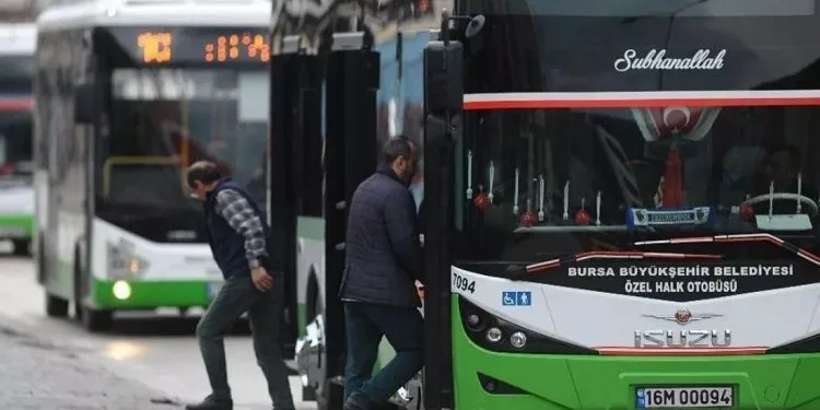 Bursa’da özel halk otobüsçülerine destek