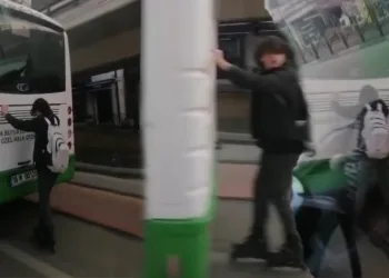 Bursa’da patenli gencin tehlikeli yolculuğu