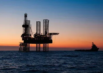 Petrol 100 doların altına geriledi