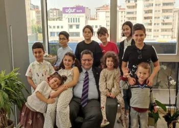 DEVA Bursa il binasında çocukları ağırladı