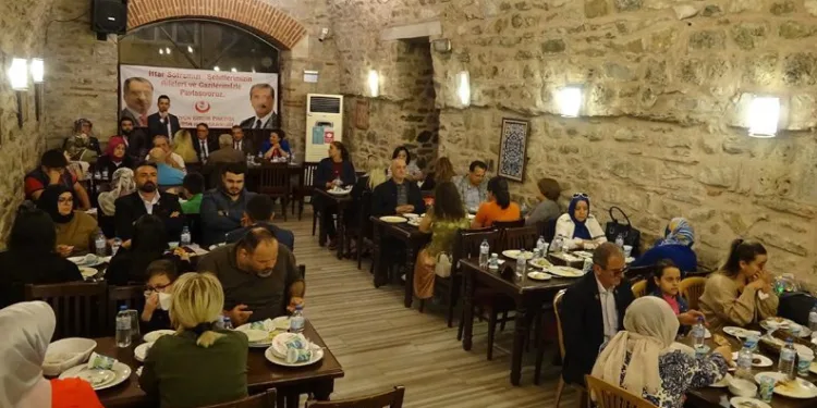 BBP Bursa şehit aileleriyle iftarda buluştu