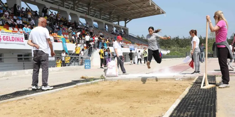 Nilüfer Spor Şenlikleri’nde heyecan dolu dizgin