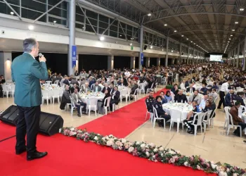 Bursa Büyükşehir ailesi iftarda bayramlaştı