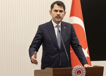 Bakan Kurum: Yangın fırsatçılarına müsaade etmeyeceğiz
