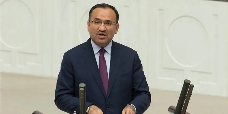 Adalet Bakanı Bekir Bozdağ’dan Almanya’ya tepki