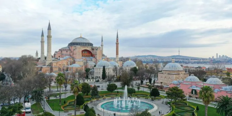 Bursa’dan İstanbul’a kültür turları düzenleniyor