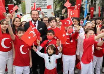 Bursa’da 23 Nisan coşkusu