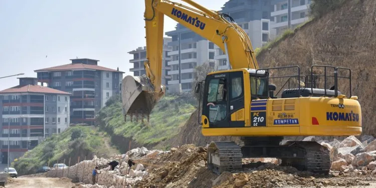 Gemlik’te üst yapı çalışmaları sürüyor