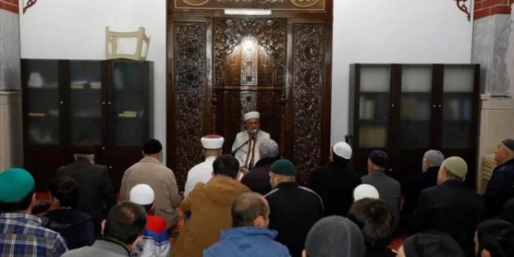 Hafız Metin Çakar Kuran-ı Kerim tilavetiyle gönülleri mest etti