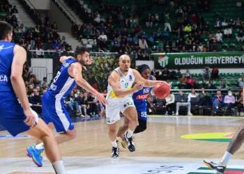 Frutti Extra Bursaspor evinde kaybetti