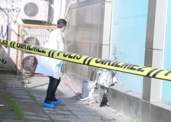 TÜGVA binasının yanında patlama