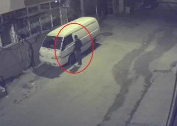 Bursa’da çalıntı araç şüphelileri yakalandı