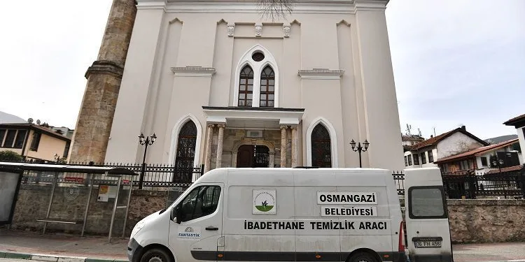 Osmangazi’de camilerde ramazan temizliği