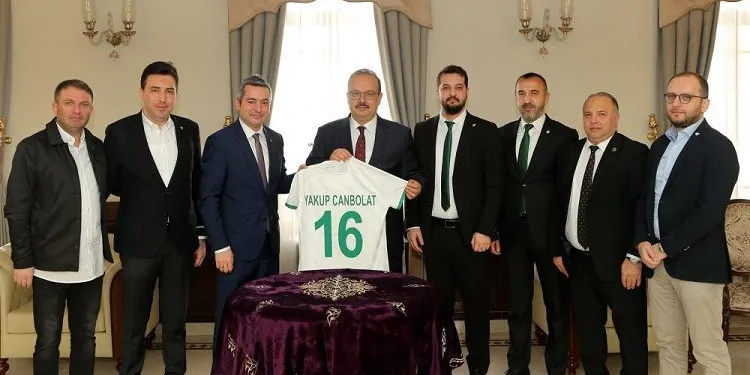 Bursaspor yönetiminden Vali Canbolat’a ziyaret