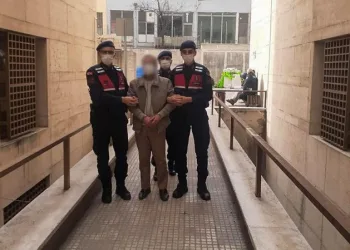Bursa’da sulama borularını çalan şahsı yakaladı