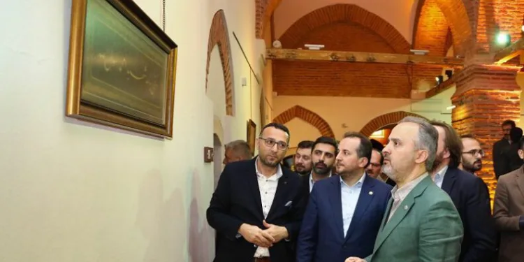 Ramazanın manevi iklimine uygun hat sergisi
