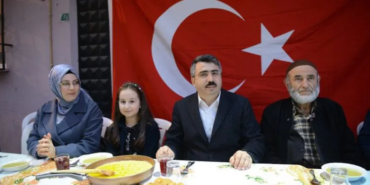 Başkan Yılmaz, iftar sofralarına misafir oluyor