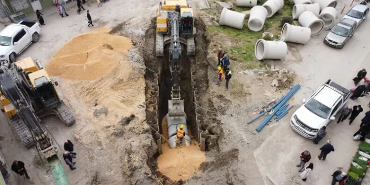 Bursa Mustafakemalpaşa’da alt yapı çalışmaları devam ediyor