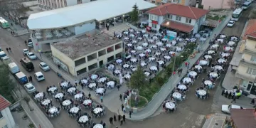 Bursa Harmancık halkı iftar sofrasında buluştu