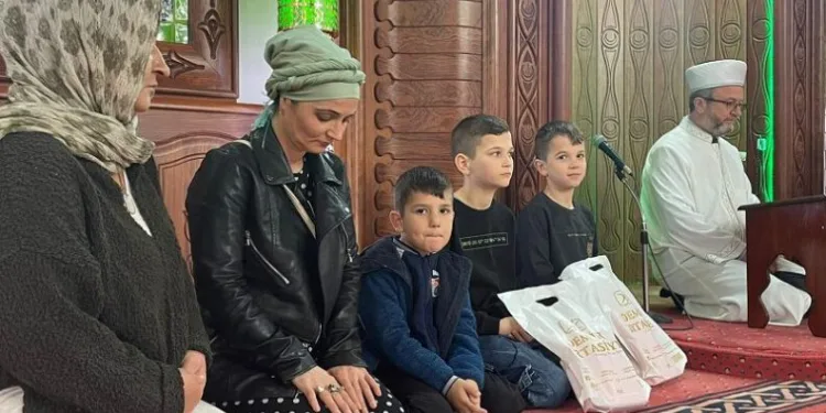 Moldovalı aile Bursa’da müslüman oldu